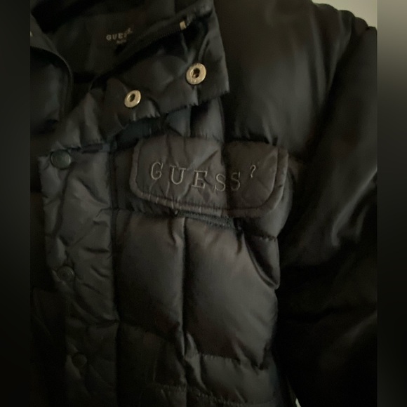 Puffy guess jacket bomber style- new size m - Picture 3 of 5